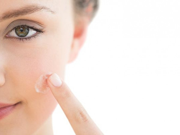 Giúp bạn đối phó với mụn theo từng giai đoạn của tuổi dậy thì