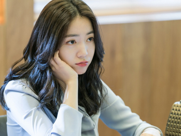 Bị lật tẩy chuyện "chơi xấu" T-ara, Hwayoung vẫn được chào đón vì có diễn xuất tốt?