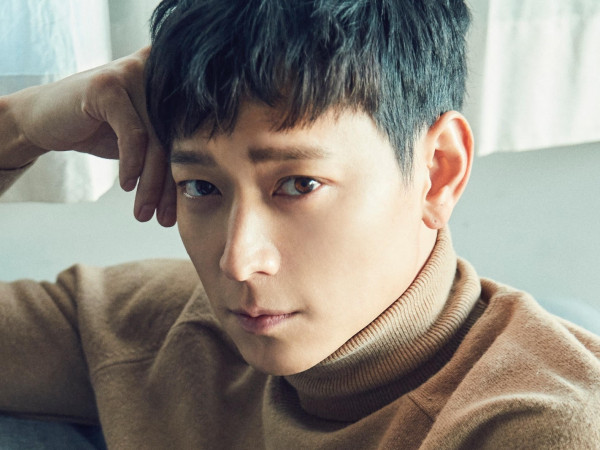 Là nghệ sĩ của YG đã nhiều năm, ngôi sao này chỉ đến công ty hai lần