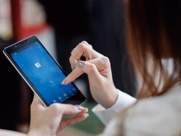 Mặt trái của Facebook đôi khi gây nguy hiểm cho chính bạn đấy!
