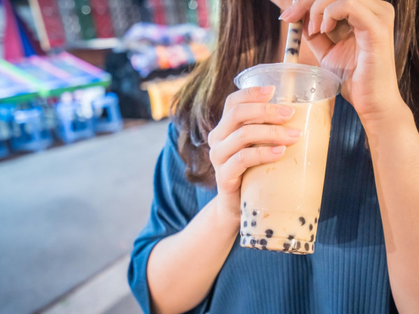 Cách uống trà sữa cho biết bạn là người cực khó hay rất dễ đoán biết tâm tư