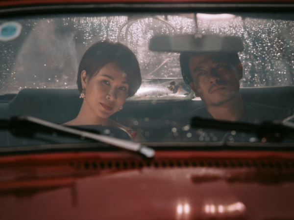 Uyên Linh tung trailer MV mới với màu sắc và thời trang mang hơi hướng hoài niệm