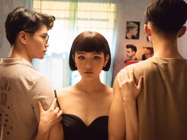 Hiền Hồ kể nỗi đau cô gái bị giật chồng bởi một "chàng tiểu tam" khác trong MV 