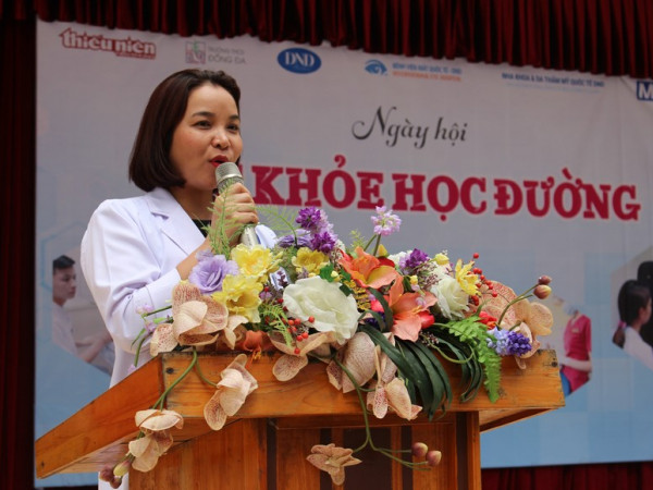 “Ngày hội sức khoẻ học đường” Những con số “nóng” về bệnh mắt và răng của teen THCS Đống Đa