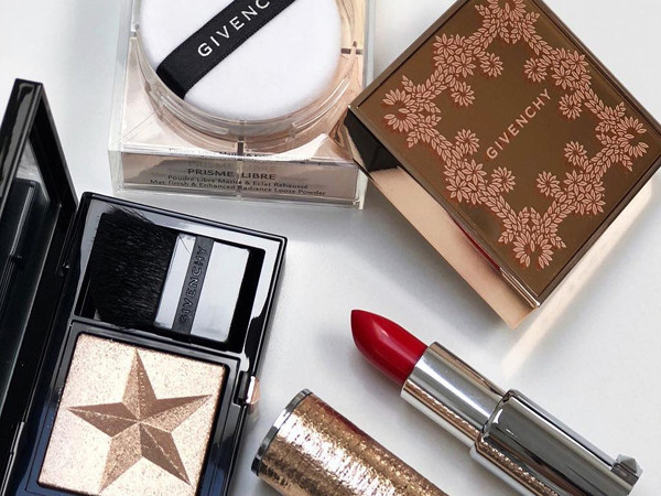 Givenchy tung bộ sưu tập đồ trang điểm mùa lễ hội đẹp “quên sầu”!