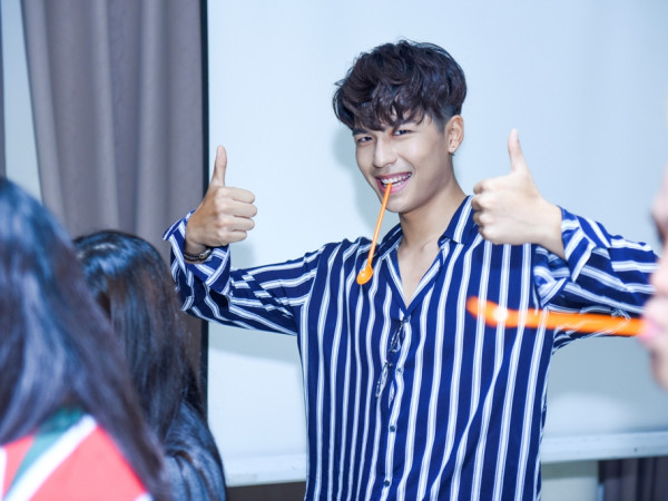 Yoon Trần tiết lộ về mối tình đầu, chia sẻ về nụ hôn với Hoà Minzy, Trà My Idol, MLee