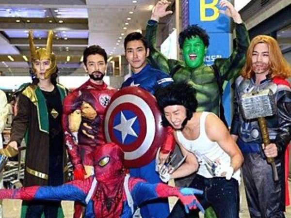 Với idol K-Pop, sân bay chính là bữa tiệc hóa trang Halloween quanh năm suốt tháng