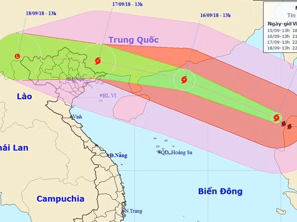 Bão Mangkhut giảm cường độ, không còn là siêu bão khi vào Biển Đông