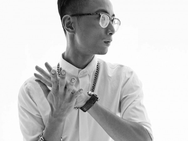 Ơn giời, cuối cùng thì Rhymastic cũng chịu thực hiện MV cho bản hit mùa Hè "Yêu 5"