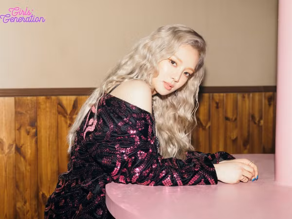 Chỉ còn mình Hyoyeon ở trong ký túc xá chung của SNSD
