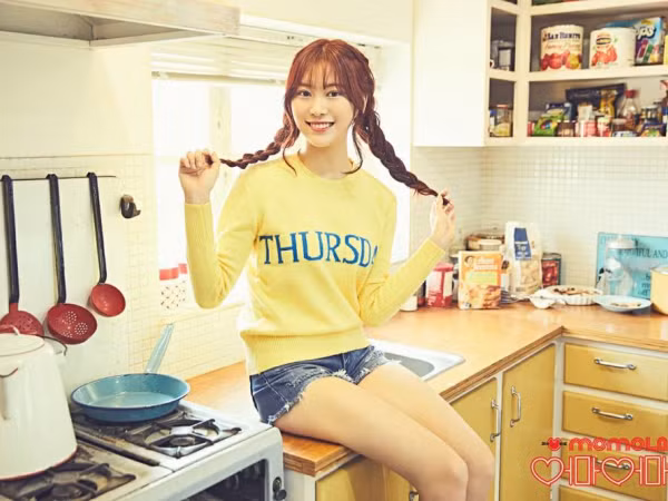 Ngày xưa là fan nay thành đồng nghiệp với thần tượng, Jane (Momoland) là fangirl hạnh phúc nhất thế giới