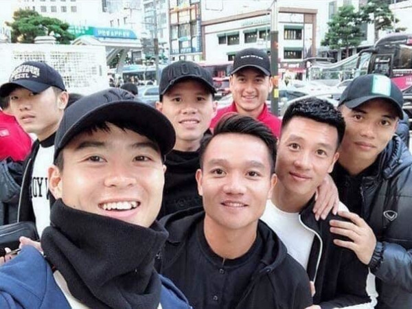 Loạt "nam thần" tuyển Việt Nam "đại náo" Hàn Quốc, đẹp trai chẳng thua các Oppa quốc dân