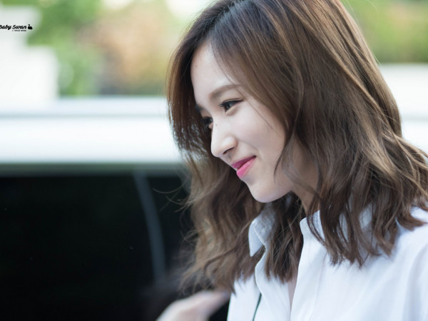 Mina ăn mừng 800 ngày debut của TWICE bằng hành động không thể ý nghĩa hơn