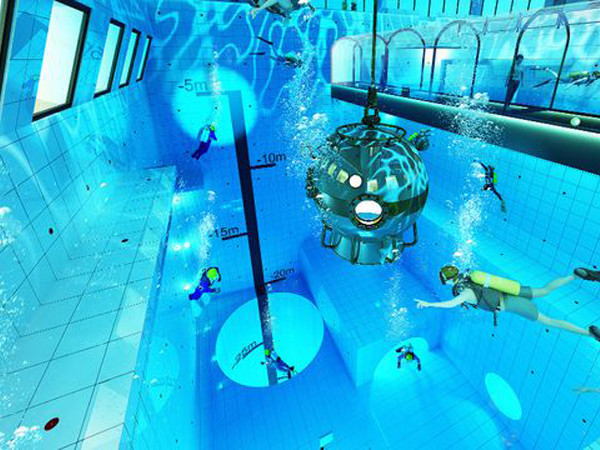 Choáng trước hồ bơi "thách thức mọi giới hạn"