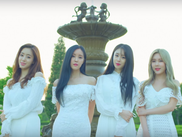 T-ara mạnh mẽ phản bác tin đồn được "đại gia" Vương Tư Thông tặng "xe xịn"