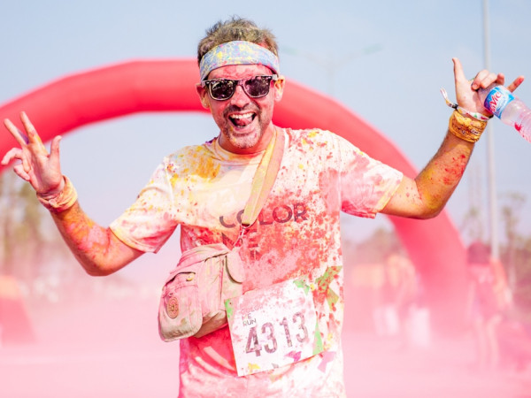 Bỏ túi 5 tips giúp bạn tận hưởng trọn vẹn từng khoảnh khắc sắc màu tại "Color Me Run 2019"