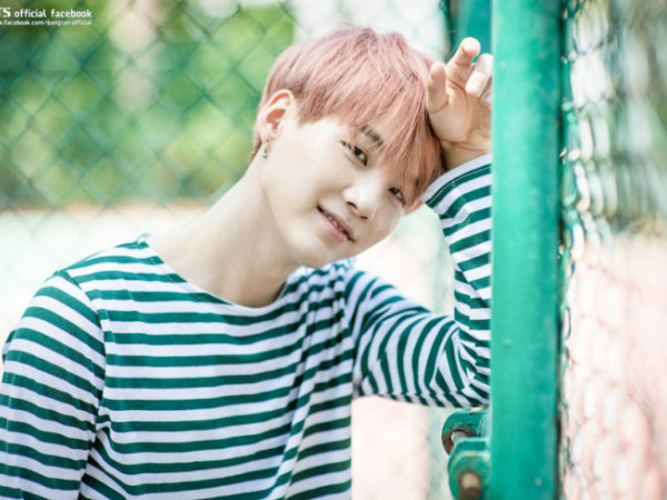 Chỉ có thể là Suga (BTS), vẫn nhớ và thực hiện lời hứa với fan từ tận bốn năm trước