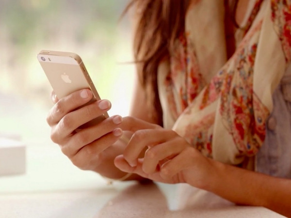 Chia sẻ là tốt, nhưng có những thứ bạn không nên dùng chung với người khác