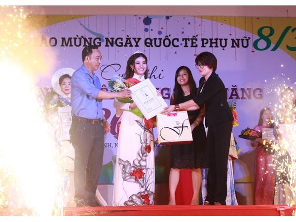 Sôi động đêm chung kết “Phụ nữ Duyên dáng - Tài năng 2017”