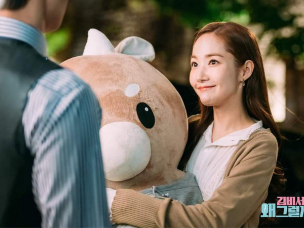 Fan tan nát cõi lòng vì “bò chăm chỉ” của "Thư ký Kim" sao mà đắt thế