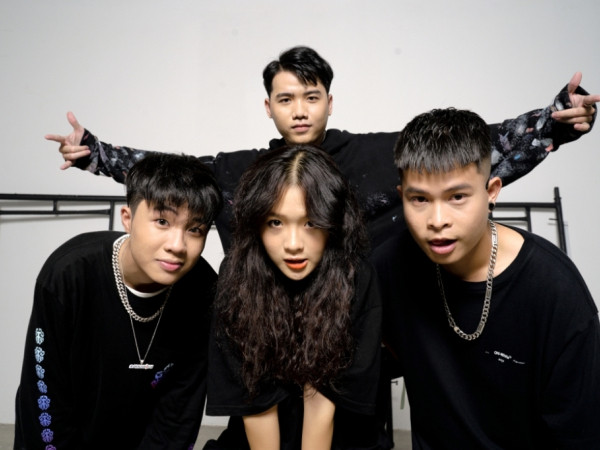 Sau khi “gây bão” với loạt bản cover “Simple Love”, Obito tung MV chính thức 