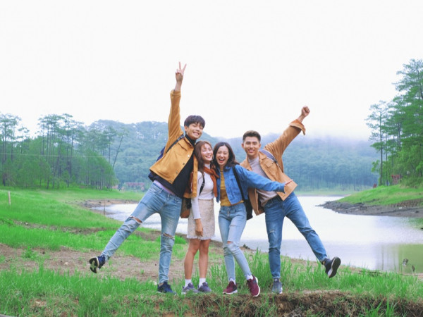 Hé lộ những hình ảnh hậu trường đầu tiên của phim ngắn có sự tham gia của Sơn Tùng