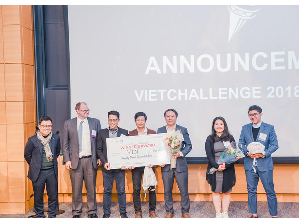 Quán quân Đường lên đỉnh Olympia 2005 giành chiến thắng trong cuộc thi VietChallenge 2018