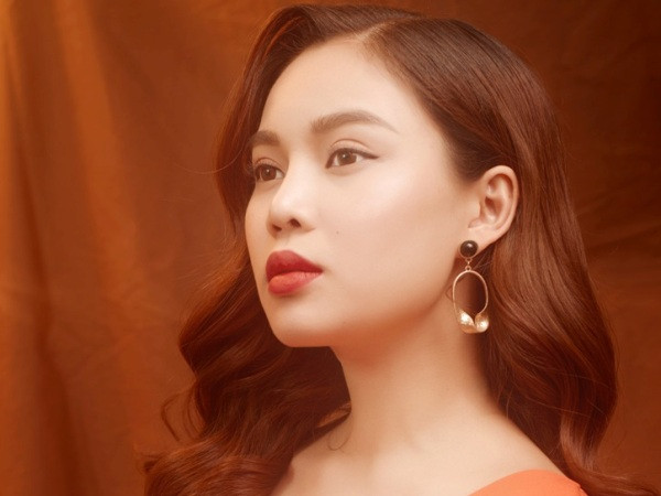 Giang Hồng Ngọc chia sẻ khi ra mắt album mới: "Tôi không có ý định chạy đua cùng ai"