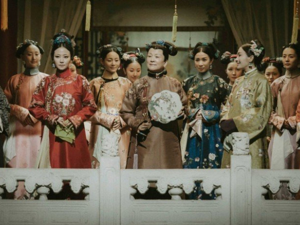 Góc chém gió: “Lớp học Công Lược” - Hoàng cung ly kỳ truyện