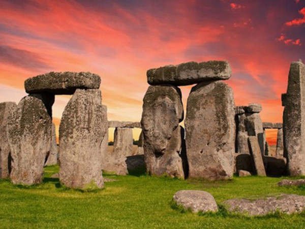 Bí ẩn về người vận chuyển những tảng đá khổng lồ xây dựng bãi đá cổ nổi tiếng
