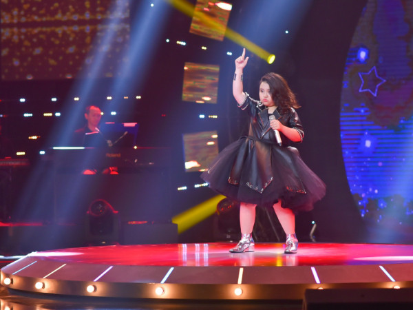 "Ai sẽ thành sao nhí" bất ngờ xuất hiện "bản sao nhí" của "Họa mi núi rừng" Siu Black