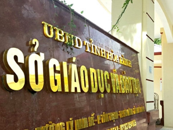 Gian lận điểm thi ở Hòa Bình: Khai trừ đảng trưởng, phó phòng khảo thí