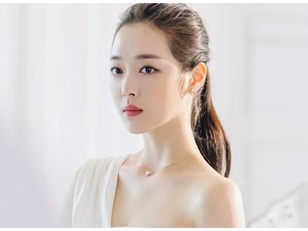 Mặc cho những ý kiến chê bai, Sulli mong muốn "gắn bó với nghiệp diễn đến cuối đời"