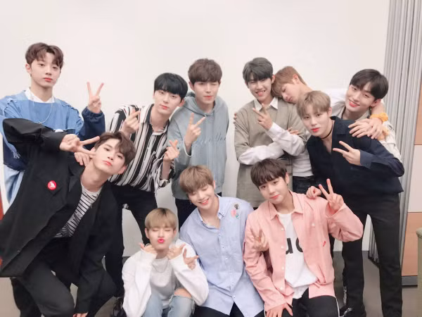 BTS, EXO, TVXQ chính là hình mẫu mà các chàng trai Wanna One vô cùng ngưỡng mộ và muốn học hỏi