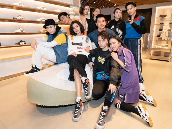 Gil Lê, Châu Bùi, Tú Hảo cùng loạt sao cùng hội tụ khoe phong cách thời trang cực chất