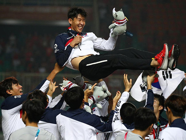 Son Heung Min có thể là cầu thủ cuối cùng được miễn nghĩa vụ quân sự tại Hàn Quốc