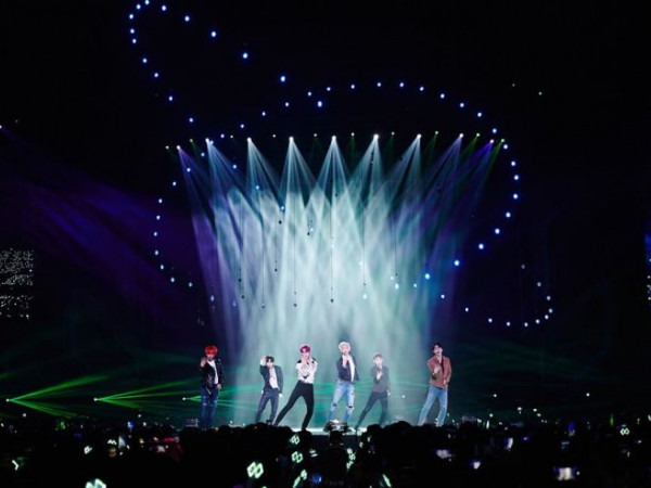 Đây chính là hai khách mời khiến fan không ngừng hú hét trong concert mới của EXO