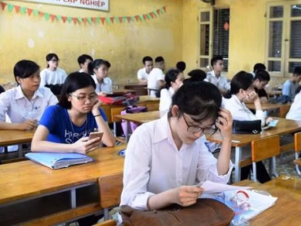 Thi THPT 2019: 2 điều khiến sĩ tử dễ bị “lạc đề” khi làm bài thi nghị luận văn học
