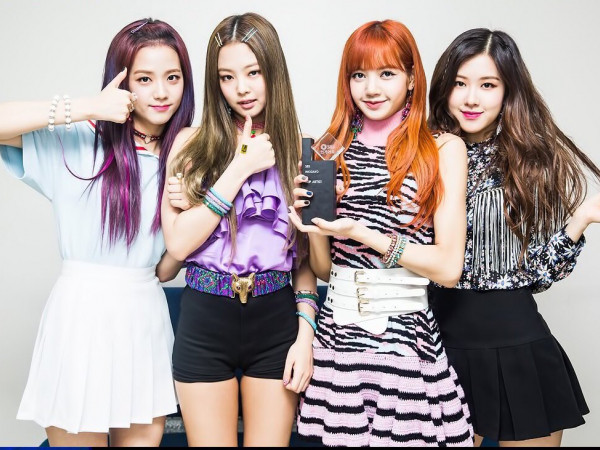 Các cô gái BLACKPINK chỉ muốn cộng tác với một nhà sản xuất âm nhạc duy nhất, đó là…