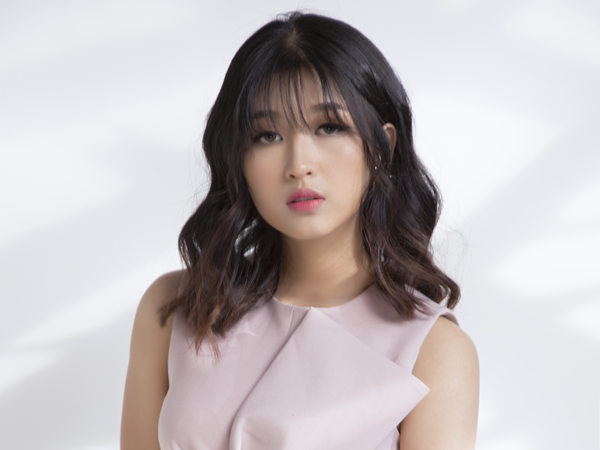 Bất ngờ với hình ảnh "lột xác" của Kim Chi (Top 10 The Face) trước khi bắt đầu "cuộc chiến"