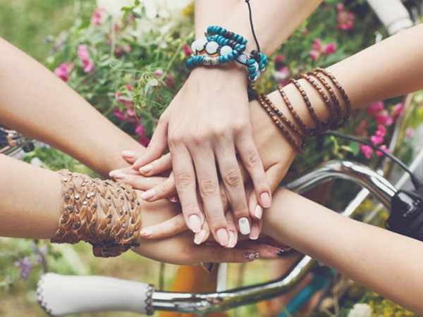 Bạn có thể “lọc” được “frenemies” (kẻ mạo danh bạn thân) hay không?