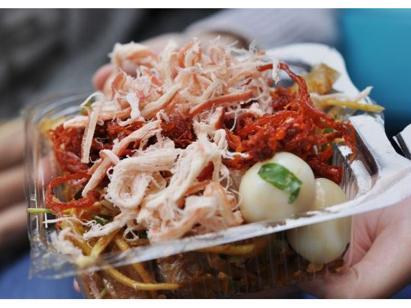 Không chỉ là món vặt vạn người mê, thịt bò khô còn là topping của một loạt món ngon này