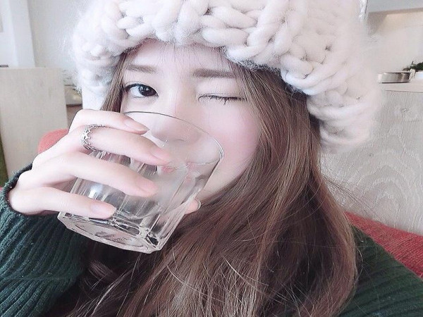 Nếu thấy việc uống nước hàng ngày thật khó, bạn chỉ cần theo "thời khóa biểu" này