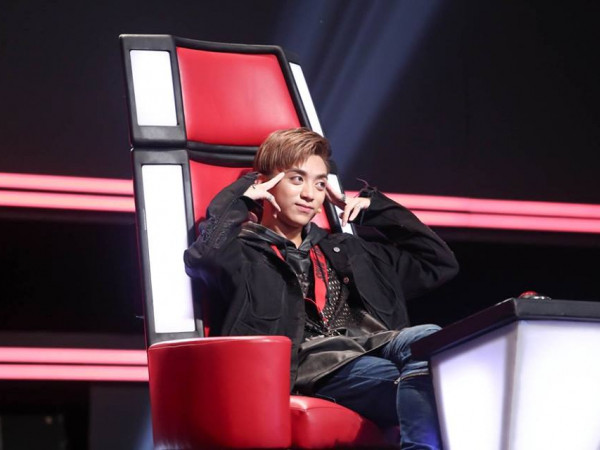 "The Voice Kids" - tập 3: Soobin lần đầu hát chèo để "chiêu dụ" cậu bé hát văn Đình Tâm