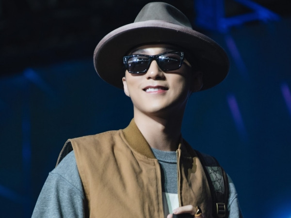 Fan nữ đưa mẹ đến sự kiện để "cầu hôn", Sơn Tùng M-TP cũng nhiệt tình đối đáp cực dễ thương