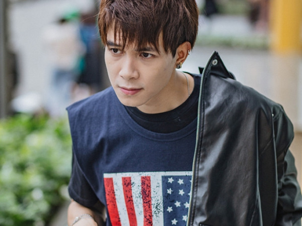 Hotboy Anh Tú “muốn rớt tim” khi lần đầu diễn cảnh với cá sấu thật