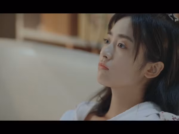 Khám phá những sự thật thú vị về "nữ thần thanh xuân" Thẩm Nguyệt