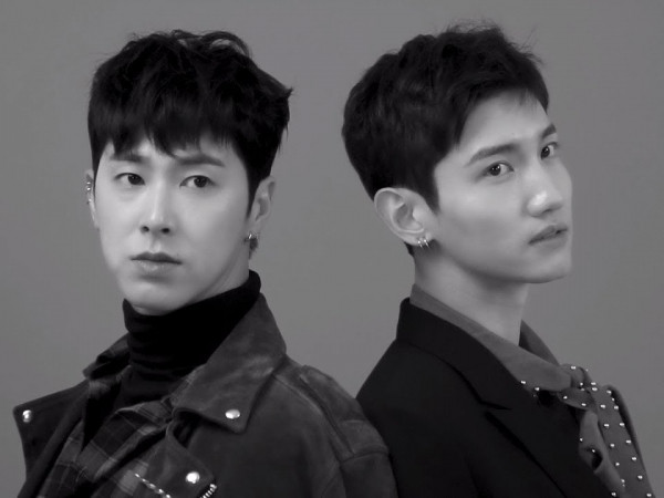 Đang nhuộm tóc mà nhìn thấy TVXQ đi ngang qua, bạn sẽ làm thế nào?