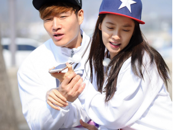 Tin sốc: Song Ji Hyo và Kim Jong Kook bị đuổi khỏi "Running Man"?