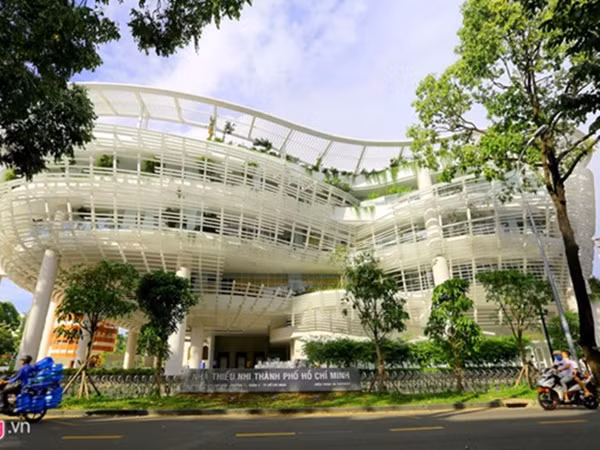 "Đừng lấy lý do vui đùa để bao biện cho hành vi sàm sỡ học sinh"